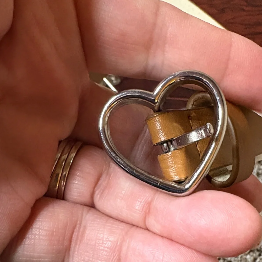 PLACE Belt Non Leather Heart Buckle Silver Single Prong Tan